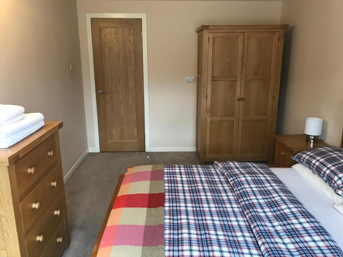 Borrodale, One Bedroom Apartment With Balcony And Loch View. Fort William Exterior photo